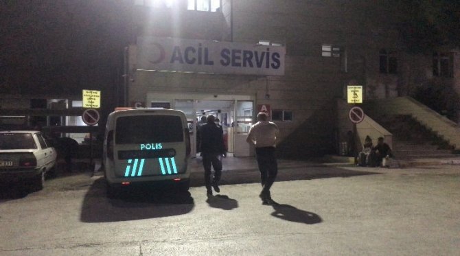 Edirne’de Otomobil Huzur Evinin Duvarına Çarptı: 5 Yaralı
