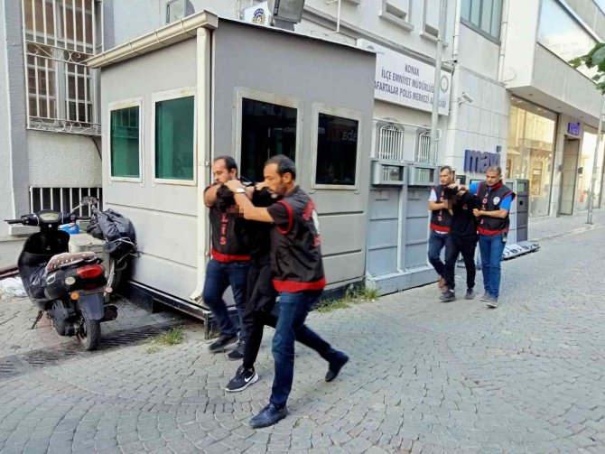 Kur’an-ı Kerim’e Saldıran İki Şüpheli Adliyeye Sevk Edildi