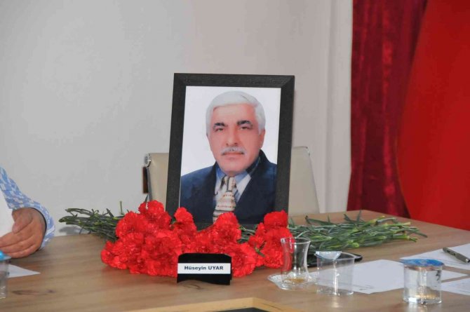Akşehir Belediyesi Meclis Üyesi Hüseyin Uyar Dualarla Anıldı