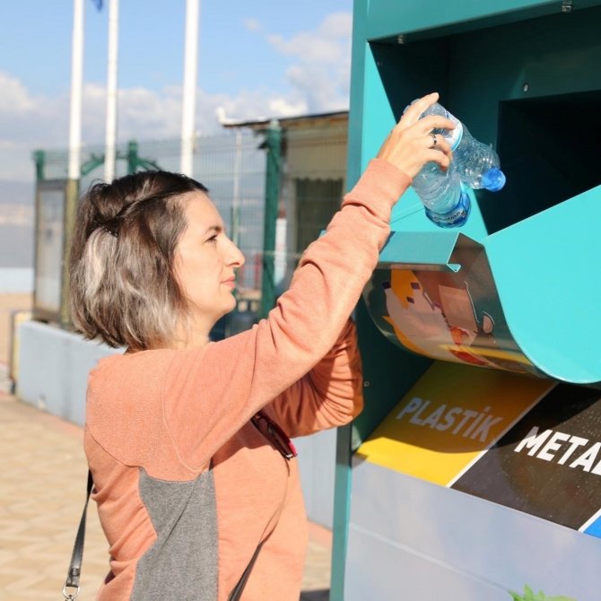 Başiskele’de 6 Noktaya Mobil Atık Merkezi Kuruldu
