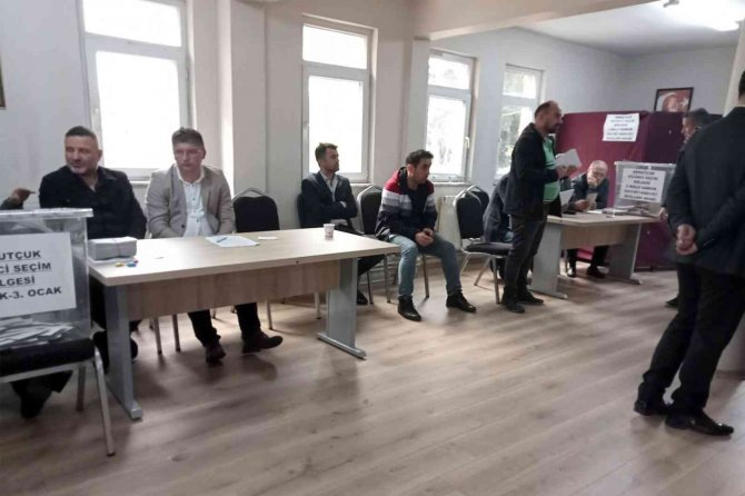 Gmi̇s Armutçuk Delege Seçimlerini İ̇sa Mutlu Ekibi Kazandı