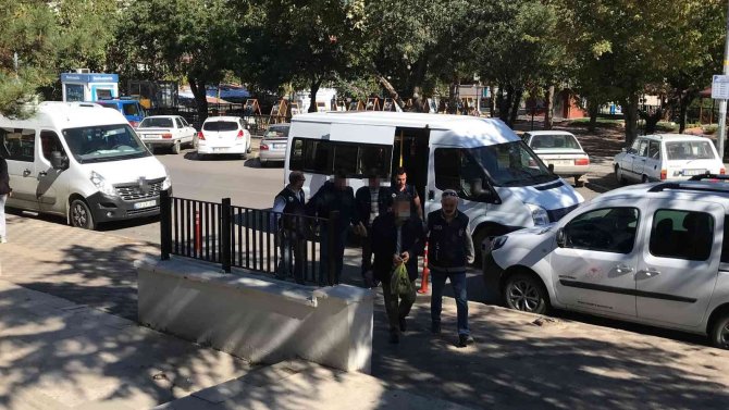 Edirne’de Fetö Operasyonu: 4 Şüpheli Gözaltına Aldı