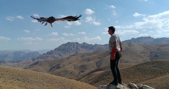 Hayvanları Koruma Günü’nde Özgülüğe Kanat Çırptı