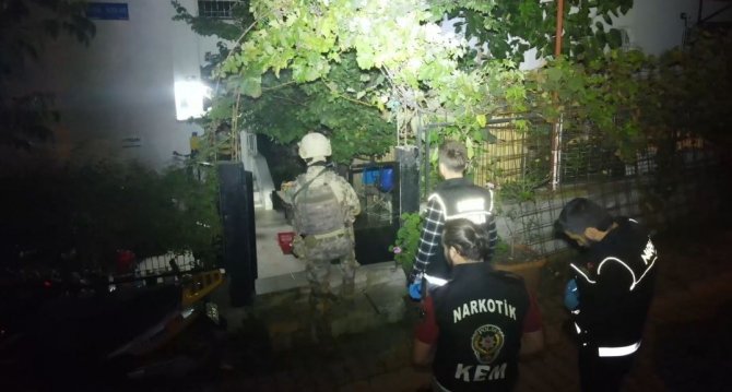 ’Kökünü Kurutma Operasyonu’ Polis Kamerasında