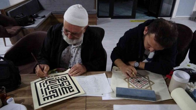 Kütahya’da Hüsn-i Hat Kursu