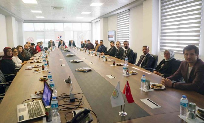 Bu Proje İle 3 İlde Gençlerin E-ticaret Odaklı Girişimcilik Faaliyetleri Arttırılacak