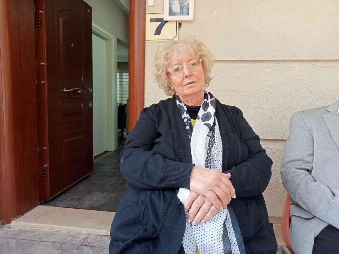 Katledilen Solist Onur Şener’in Ailesinden Yürek Burkan Cümleler: “Benim Oğluma Kıyanlar En Büyük Cezayı Alsın”