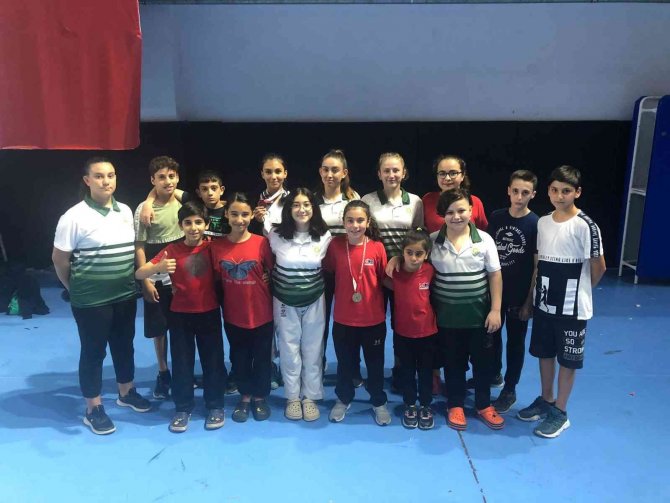 Manisa Bbsk’lı Karatecilerden 10 Madalya