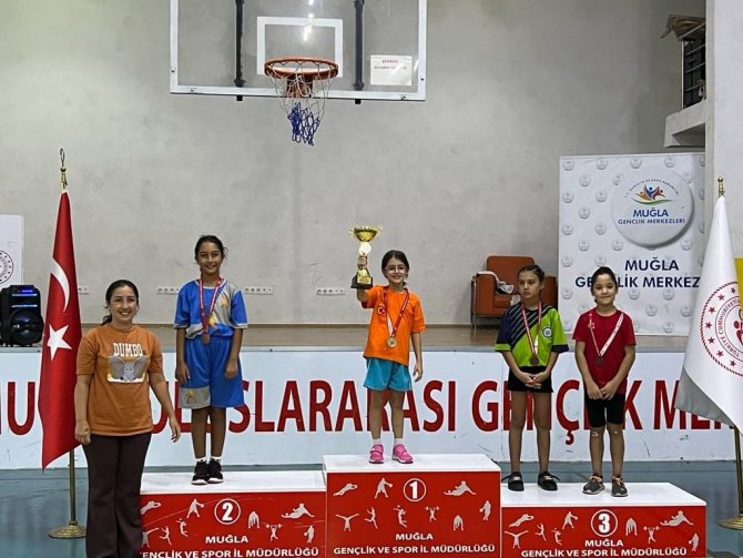 Muğla’da Minikler Masa Tenisi Takımı Şampiyon Oldu