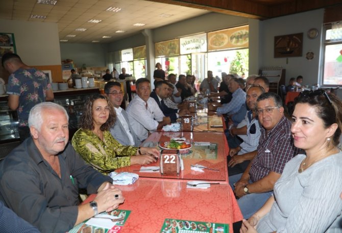 Burhaniye Belediye Başkanı Deveciler Muhtarlarla Buluştu