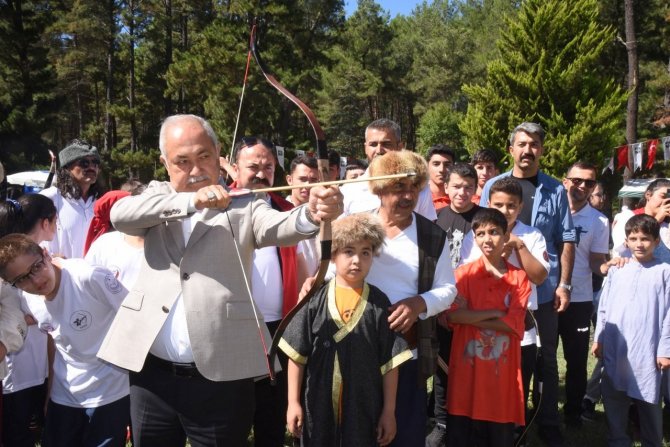 Cebelibereket Okçuluk Turnuvası Yapıldı