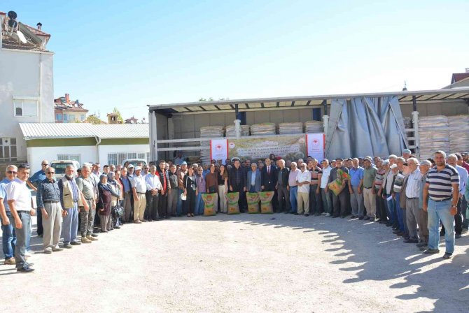 200 Çiftçiye 50 Ton Sertifikalı Buğday Tohumu Dağıtıldı