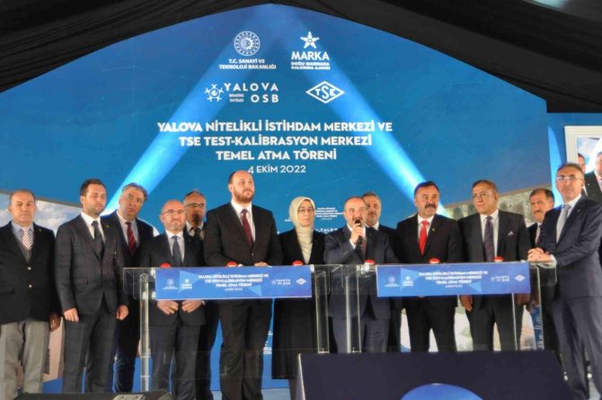 Bakan Varank: "İ̇hracat Rakamları Son Dönemdeki İvmeyle Hamdolsun 252 Milyar Doları Aştı"