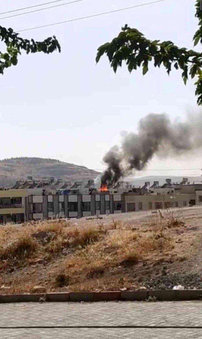 Şanlıurfa’da Ev Yangını Korkuttu