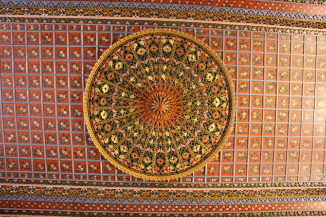 Yapımı 13 Yıl Sürdü, 127 Yıllık Tarihi Cami İşlemeleri Görenleri Mest Ediyor