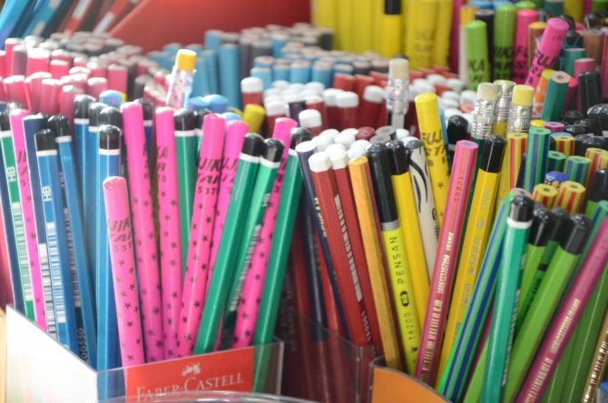 Suluova Belediyesinden Dar Gelirli Ailelerin Çocuklarına Kırtasiye Malzemesi Desteği