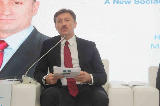 İ̇stanbul Bahçelievler Belediye Başkanı Hakan Bahadır: “Dünyanın Sürdürülebilir Olması Gerekiyor”