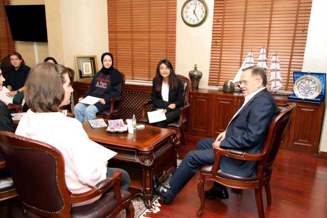 Başkan Demir’den Gençlere: “Şehrimize Ve Ülkemize Sahip Çıkın”