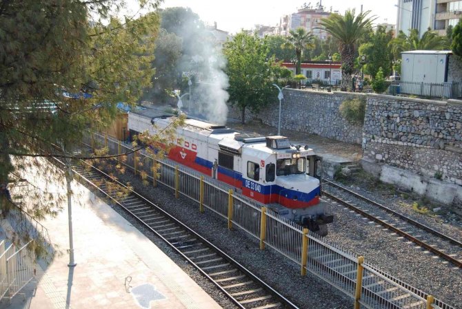 Aydın’ın Hafızası Tarihi Tren Garı, Geçmişe Işık Tutuyor