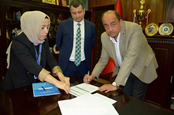 Belediye Personeli 14 Bin 750 Tl Promosyon Alacak