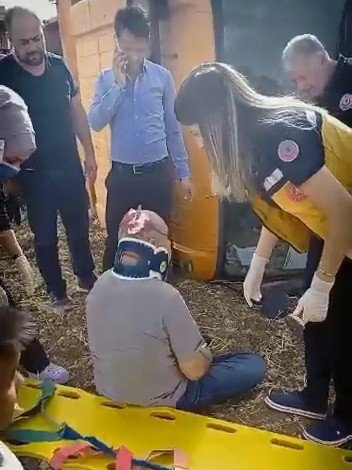 Asfalt Yüklü Kamyon Devrildi: 1 Yaralı