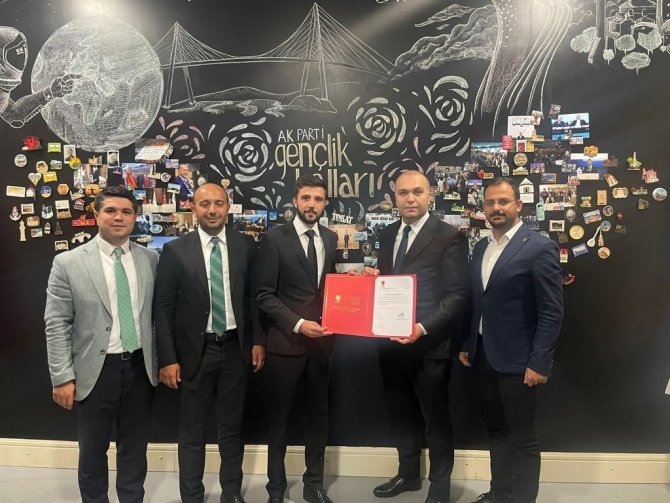 Ak Parti Yakutiye Gençlik Kolları İ̇lçe Başkanı Ubeydullah Bekmez Oldu