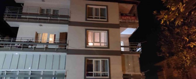 Ankara’da Bıçaklı Kavga: 1 Yaralı