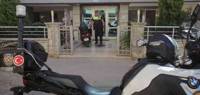 Trafik Polisinin Dikkati Sayesinde Çalıntı Motosiklet Bir Günde Bulundu