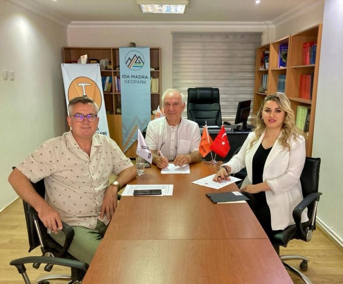 Aykan: "Toplumların Varlığını Sürdürmesi İçin Jeoçeşitlilik Şart"