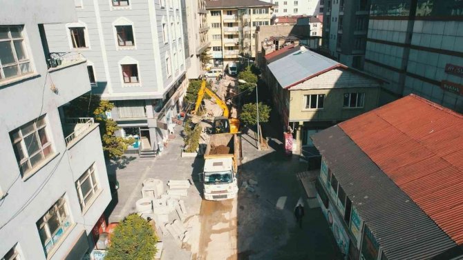 Tatvan’da ‘Yeni Çarşı Sokak Sağlıklaştırma Projesi’ Çalışmaları Başladı
