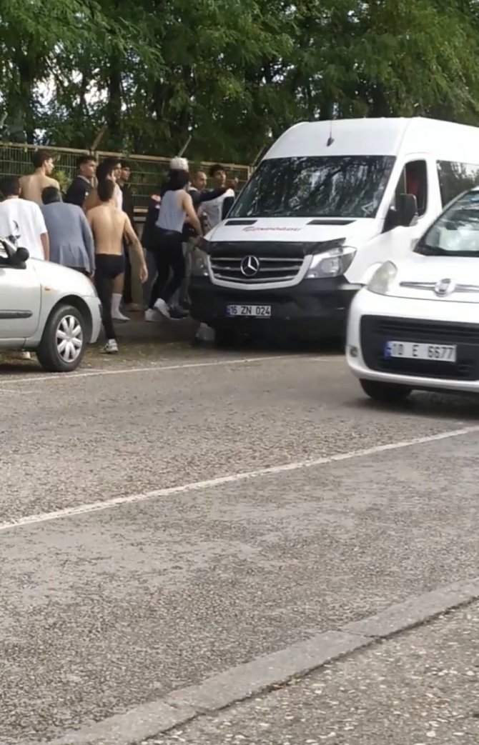 Bursa’da Amatör Lig Maçı Sonrası Taraftarlar Arasında Kavga Çıktı