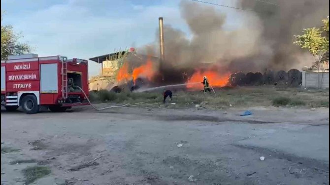 Fabrikanın Bahçesinde Depolanan Ahşap Malzemeler Kül Oldu