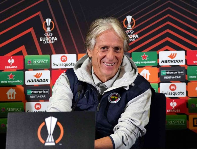 Jorge Jesus: "Taraftarlarımızın Yardımıyla Galibiyet Almak İstiyoruz"