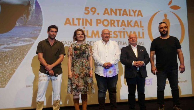 "Leyla Hanım" Altın Portakal’da İzleyiciyle Buluştu