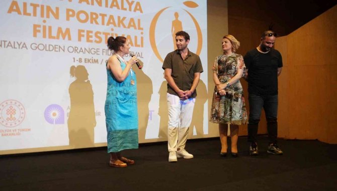 "Leyla Hanım" Altın Portakal’da İzleyiciyle Buluştu