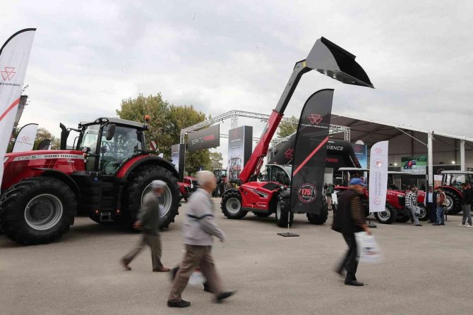 Teknolojik Traktörler Bu Fuarda Sergileniyor