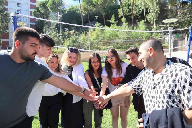 İ̇eü’nün Örnek Projesi 12 Bin Gence Ulaştı