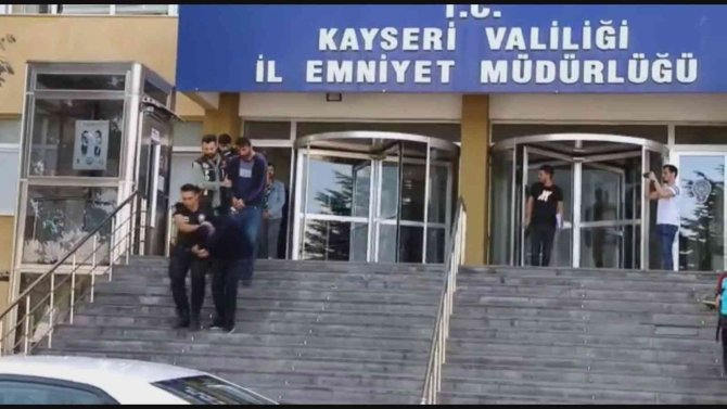 Kayseri’de Narkotik Ekipleri Uyuşturucuya Geçit Vermiyor