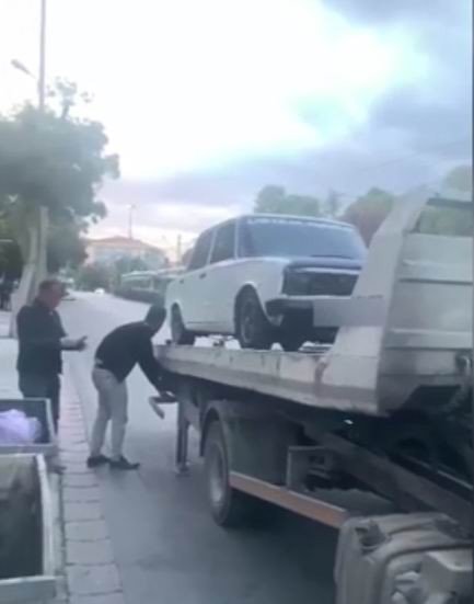 “Hadi Çocuklar Okulunuza Piyasa Bize Emanet” Diyerek Drift Attı, Polise Yakalandı
