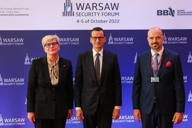 Polonya Başbakanı Morawiecki: "Putin’in Nükleer Tehditleri Bizleri Korkutmaya Yönelik Bir Girişim"