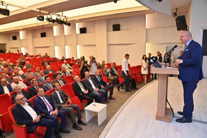 Manisa Büyükşehir Belediyesinden Sulama Kooperatiflerine Destek