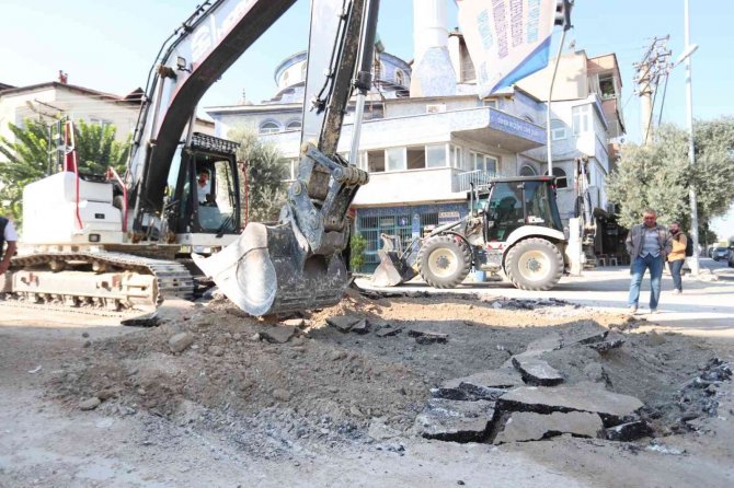 Merkezefendi’de Üst Yapı Hızla Sürüyor