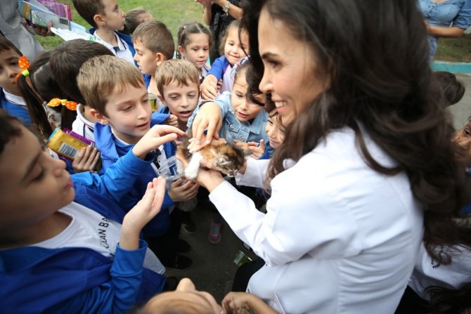 Nilüfer’de Hayvan Hakları Günü’nde Can Dostları Unutmadılar