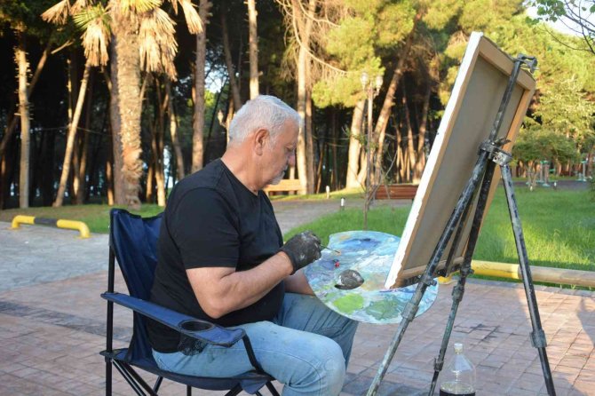 50 Yıldır Hayallerini Tuvale Resmediyor