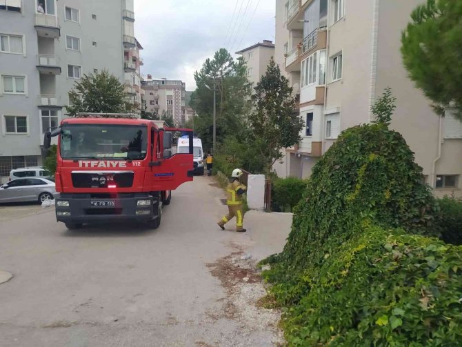 Balkonda Patlayan Tüp Paniğe Neden Oldu