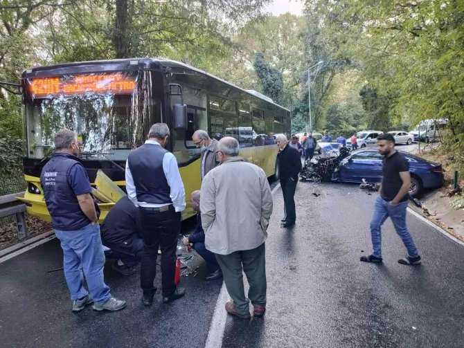 Sarıyer’de Facianın Eşiğinden Dönüldü: İ̇ett Otobüsü İle Otomobil Kafa Kafaya Çarpıştı