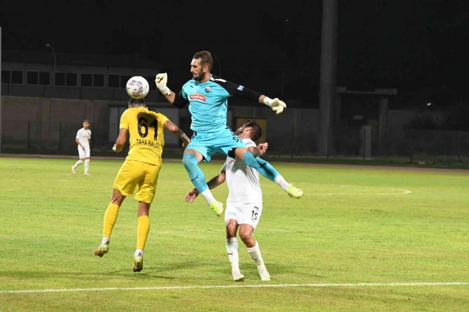 Tff 2. Lig: Tarsus İ̇dman Yurdu: 1 - Nazilli Belediyespor: 1