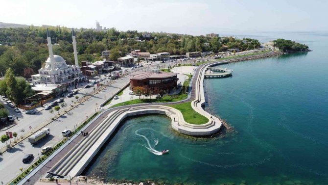 Edremit Belediyesinden Ücretsiz Wi-fi Hizmeti