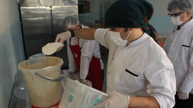 Özel Çocuklardan Damak Çatlatan Lezzetler