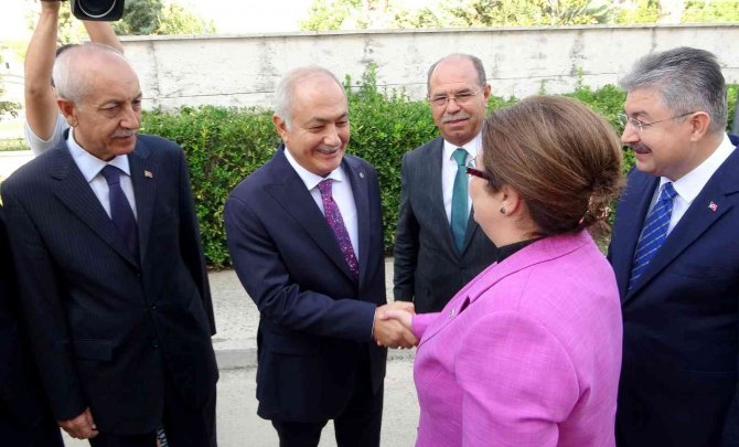 Bakan Yanık Osmaniye’de